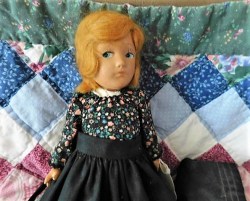 wendy mennonite top